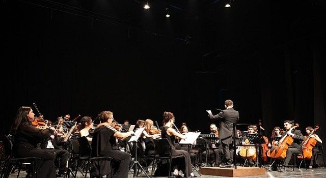 Nilüferde Atatürkü Anma Konseri