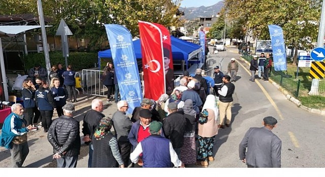 Sultanhisarlı Vatandaşlardan Başkan Çerçioğluna Fide Teşekkürü