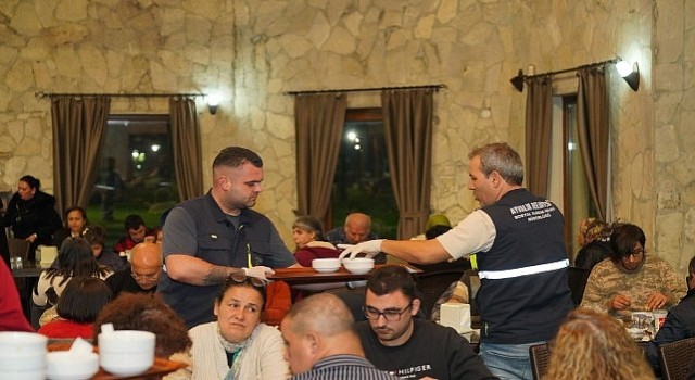 Ayvalık Belediyesi, 3 Aralık Dünya Engelliler Gününde Özel Bireylerle Bir Araya Geldi