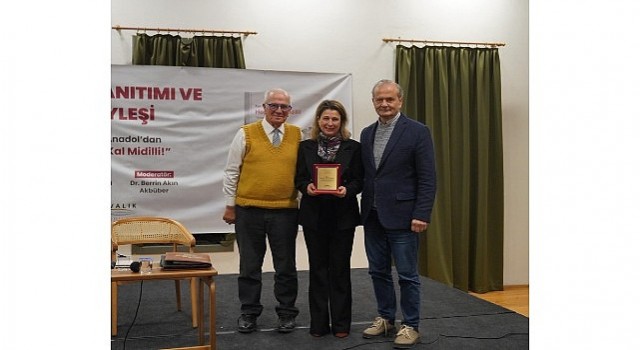 Kemal Anadoldan “Hoşça Kal Midilli” Ayvalıkta Tanıtıldı