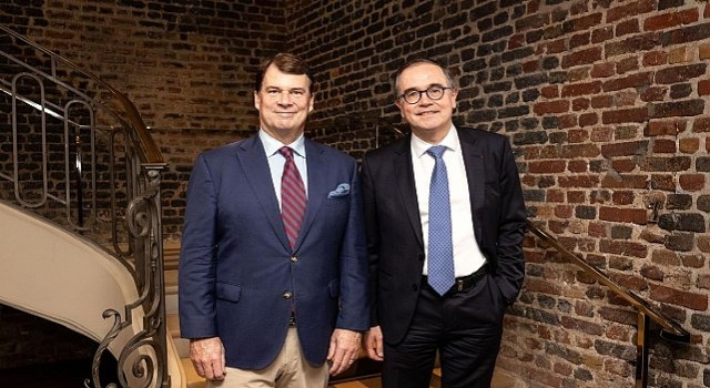 Renault Group ve Ford, Avrupada binek ve ticari araçlar için iki uygun fiyatlı elektrikli otomobille başlayan stratejik bir ortaklık kurdu