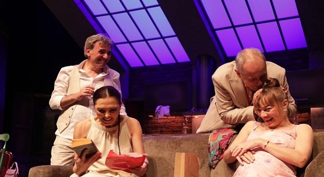 Savaşın Silinmeyen İzlerinin Hikayesi “Öylece Durur Zaman” Seyirciyle Buluşuyor