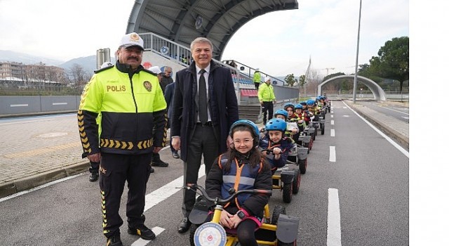 Oyak Renault dan Gelecek İçin Güvenli Adımlar Projesi