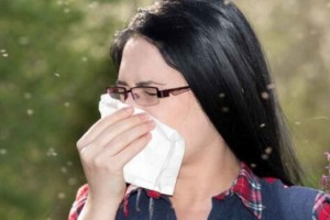 Baharın Gelmesiyle Birlikte Göz Alerjisi ve Alerjik Nezle Belirtileri Şiddetlenebilir ve Koronovirüs Bulaşma Riski Artabilir