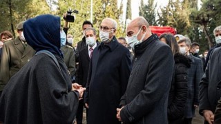 Başkan Soyer Çanakkale Zaferi’nin yıldönümü etkinliğine katıldı