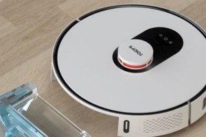 EVİ SİZİN YERİNİZE SÜPÜRECEK ROBOT SÜPÜRGELER KOÇTAŞ’TA!