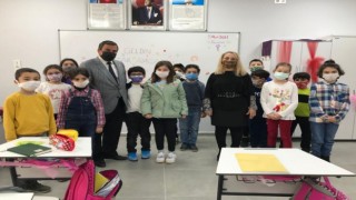 Kilis’te Muhtar Ateşalioğlu’ndan öğrencilere ’Yerel Yönetimler’ dersi