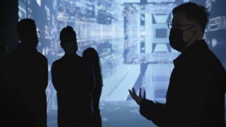 Refik Anadol’un “Makine Hatıraları: Uzay” Sergisi BMW Türkiye’nin Desteğiyle İstanbul’da