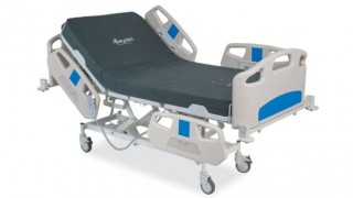 Sivas Gürün’de bir hayırsever 7 adet hasta yatağı hediye etti