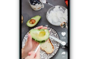 TikTok ‘Gerçekleri Bil’ özelliğiyle yanlış bilgilerin önüne geçiyor