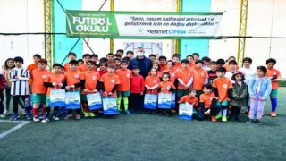 Yeşilyurt Belediyesi Futbol Okulu genç yıldızlar yetiştiriyor