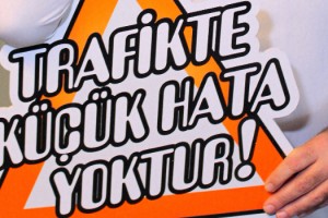 YOLDA LASTİK PATLARSA NE YAPILMALI