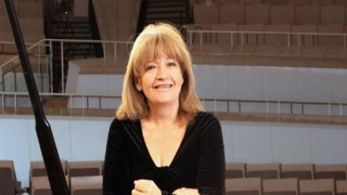 Hey Gidi Yıllar Kitabı Türkiye’nin Yakın Tarihine Işık Tutuyor