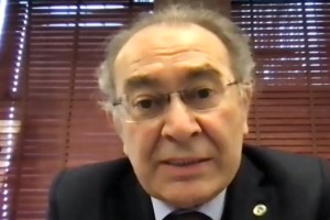 Prof. Dr. Nevzat Tarhan: “Hayat yolunun fenerlerini eve kapattık”