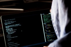 Türkiye’deki tüketicilerin yarısından fazlası veri ihlali yaşayan çevrimiçi hizmet sağlayıcıdan uzak duruyor