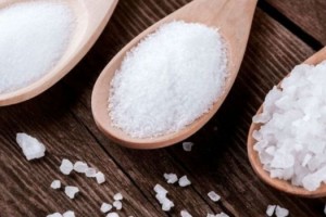 Tuz Tüketimini Azaltmak İçin Sofradaki Tuzluğu Kaldırın!