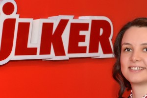 Ülker’den çocuklara 23 Nisan’a özel fidan hediyesi