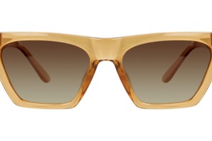 Bakışlarıyla içimizi ısıtan annelerimize özel hediyeler Atasun Optik’te