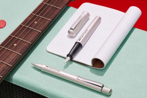 FABER-CASTELL’DE TÜM ANNELERE İLHAM VERECEK BİR HEDİYE MUTLAKA VAR