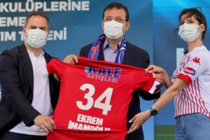 İMAMOĞLU, SİLİVRİ’DEN “EŞİTLİK” MESAJI VERDİ: “EŞİT HİZMET ALAMADIM; BAŞKASINA YAŞATIR MIYIM”