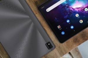 TCL 10 TABMAX Türkiye'de satışa sunuldu