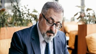 Ünlü Ozan Abdurrahman Delen’den Anlamlı Anneler Günü Mesajı