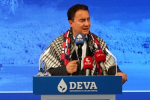 ALİ BABACAN: ‘Esas siz kusura bakmayın Sayın Erdoğan, yasaklarla sanatı ve toplumu şekillendiremeyeceksiniz’