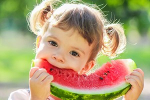 ÇOCUKLARI TEHDİT EDEN 7 YAZ ENFEKSİYONU!