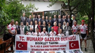 İstanbul’dan Ordu’ya komutanlarına vefa için pedalladılar