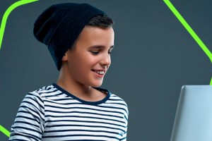 Kaspersky ve Skill Cup, ebeveynlerin çocuklarının siber güvenlik becerilerini geliştirmelerine yardımcı olmak için mobil kurs başlattı