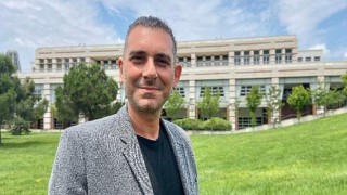 Sosyal Medya Futbol Kulüplerinin Hisse Senedi Fiyatlarını Tahmin Edebilir mi?”