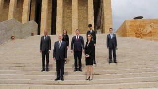 TKYD Heyeti Anıtkabir’i ziyaret etti