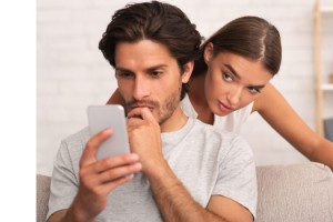 Yetersizlik Duygusu Kıskançlığı Besliyor