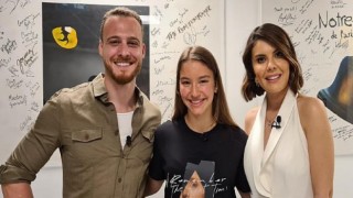 Kotex sponsorluğunda Fox ekranlarında yer alan Kadının Eseri’nde Kerem Bürsin’den Ayşe Begüm Onbaşı’na büyük sürpriz!