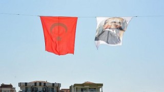 Aliağa, Büyük Zafer İçin Bayraklarla Donatıldı