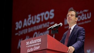 Meral Akşener: “Cumhuriyetin Değerlerinden Uzaklaştığında Tek Adam Rejimi Olur”