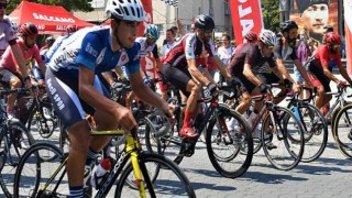 Ulu Önder adına düzenlenen yol yarışı nefes kesti!