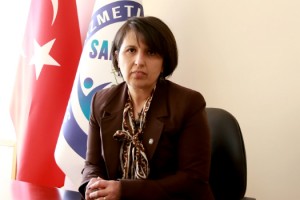 3600 EK GÖSTERGE BEKLEYEN HEMŞİRELER İŞÇİDEN DAHA AZ KAZANIYOR