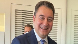 Ali Babacan: ‘Cumhurbaşkanı adayı parlamenter sisteme geçişin yol haritasını imzalamalı’