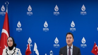 Ali Babacan: ‘Seçim yasalarıyla oynamak iktidardan düşeceğinin kabulüdür’