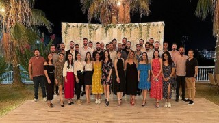 CHP’li gençlerden birlik pozu