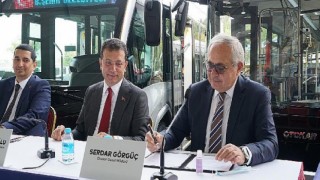 Mega kent İstanbul’un 100 yeni Otokar metrobüsü için imzalar atıldı