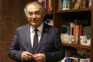 Prof. Dr. Nevzat Tarhan: “Anne-çocuk arasındaki bağımlı ilişki okul fobisine yol açıyor”