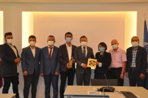 TOPLU SÖZLEŞMEDE ÖTELENEN SENDİKALAR BİRLEŞTİ