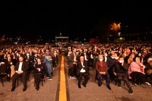 ÜSKÜDAR BELEDİYESİ 2021-22 KÜLTÜR - SANAT SEZONUNU DÜNYACA ÜNLÜ RUS MÜZİSYEN EVGENY GRİNKO’NUN MUHTEŞEM KONSERİ İLE AÇTI