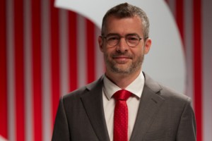 VODAFONE, OPTİK ŞEBEKESİNDE  SANİYEDE 1 TERABİT HIZA ULAŞTI