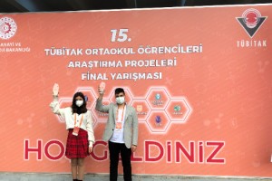 Bilfenli Öğrencilerden “TÜBİTAK 2204-B Ortaokul Öğrencileri Araştırma Projeleri Final Yarışması”nda İki Büyük Derece 