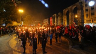Efes Selçuk’ta 98. Yıl gururu Cumhuriyetin Işıkları ile yaşandı