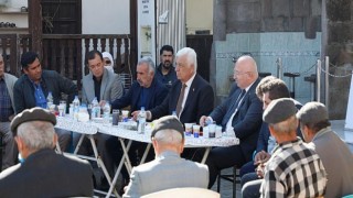Başkan Gürün, çalışmaları inceledi sonrasında vatandaşlarla buluştu