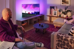 Black Friday’e Renk Katan Philips Televizyon: ‘’The One Her Şeye Sahip Olan”